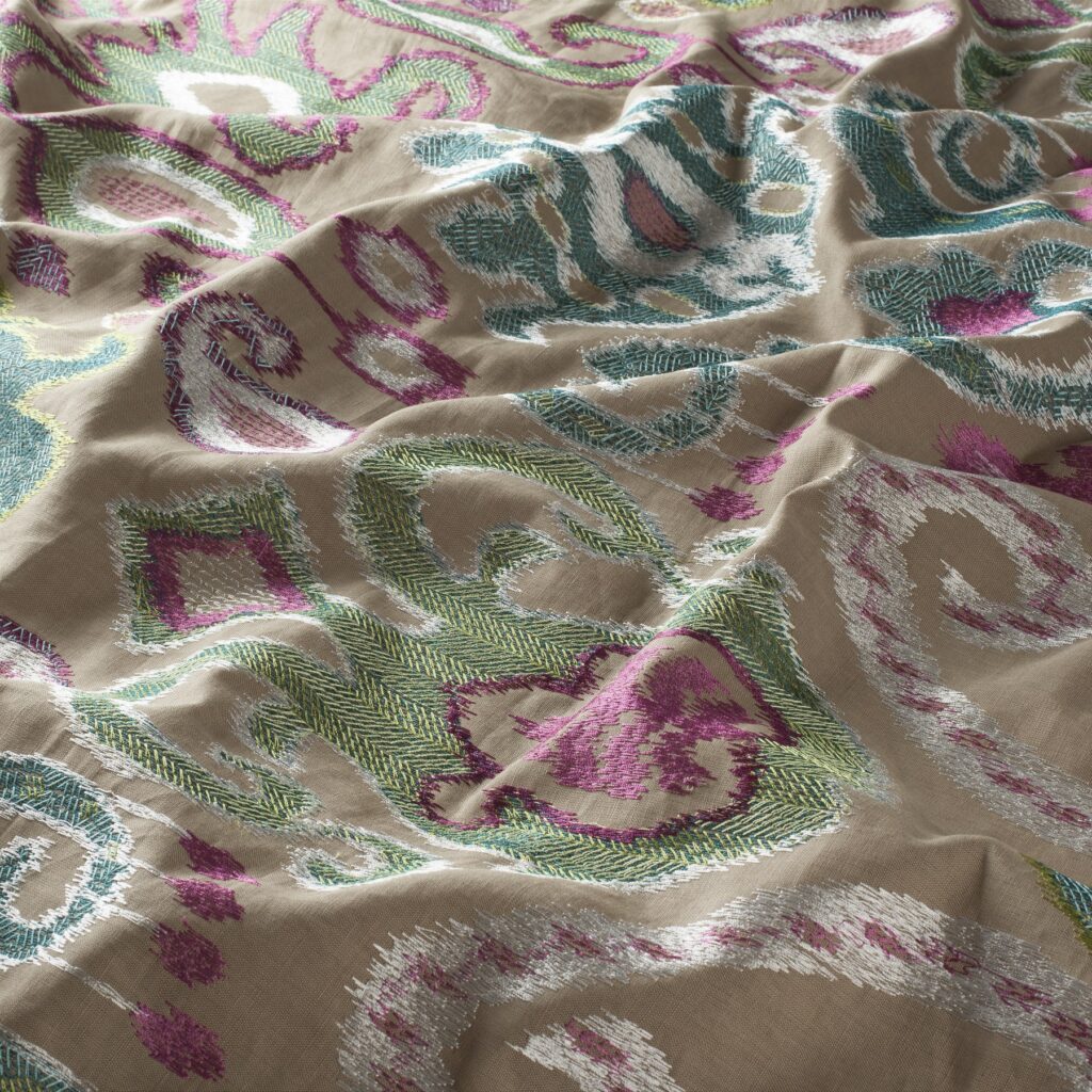 Chivasso BOHEMIAN RHAPSODY CH3222 020 Chivasso Curtain Fabrics Rotterdam 1