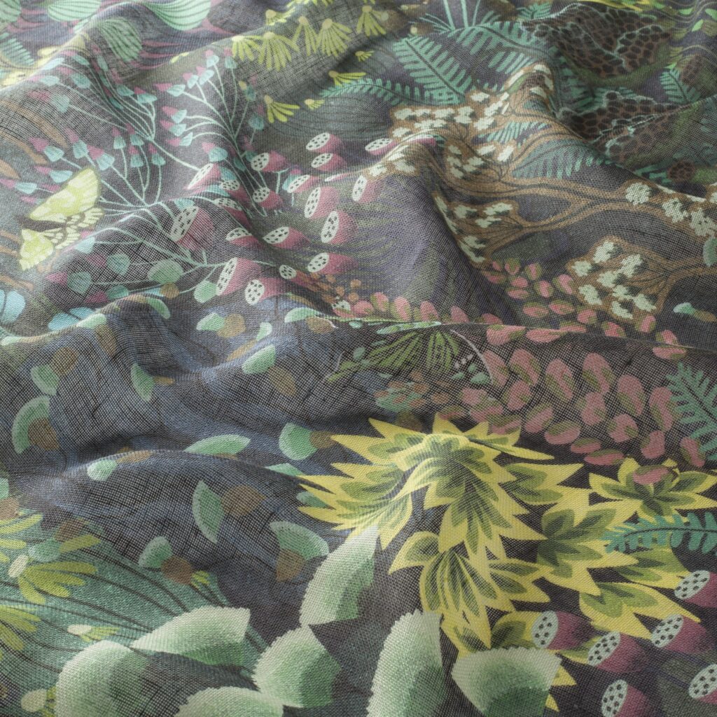 Chivasso HELLO BEATY CH3217 050 Chivasso Curtain Fabrics Rotterdam 1